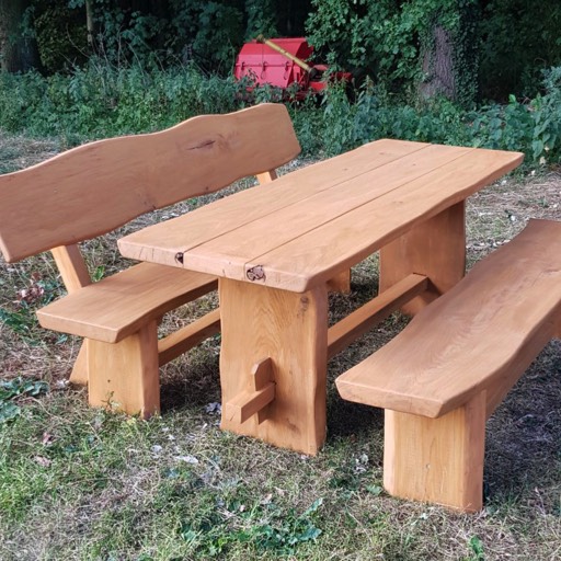 Gartenbank und Tisch aus Eichenholz